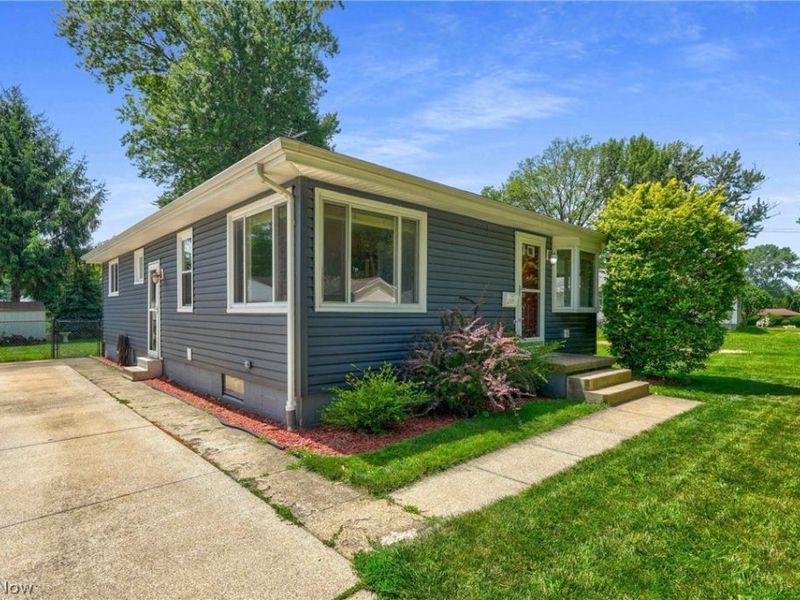 626 Alameda Avenue, Cuyahoga Falls, OH 44221 Photo 1