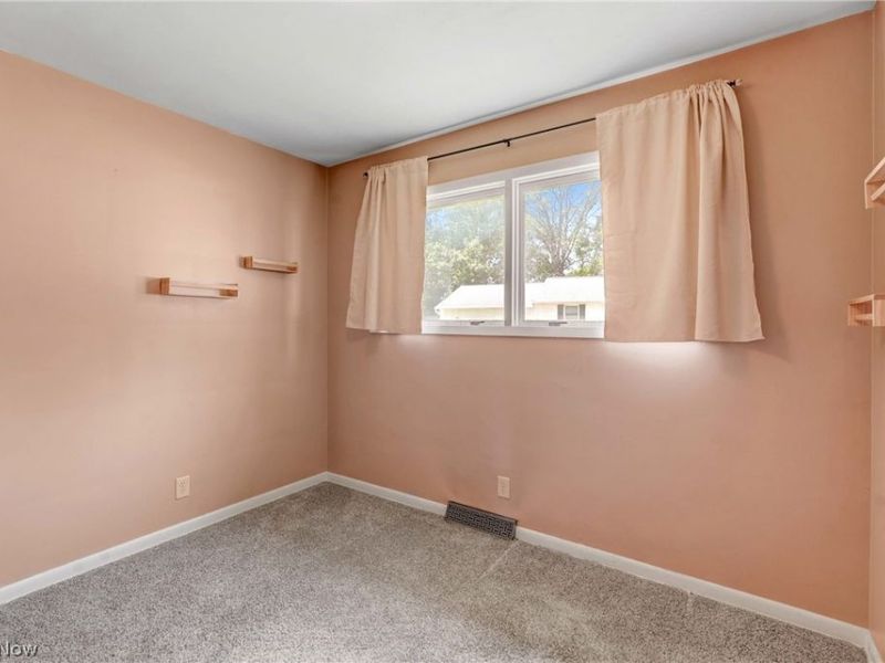 626 Alameda Avenue, Cuyahoga Falls, OH 44221 Photo 17