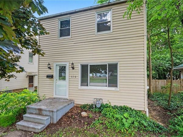 616 Tallmadge Road, Cuyahoga Falls, OH 44221