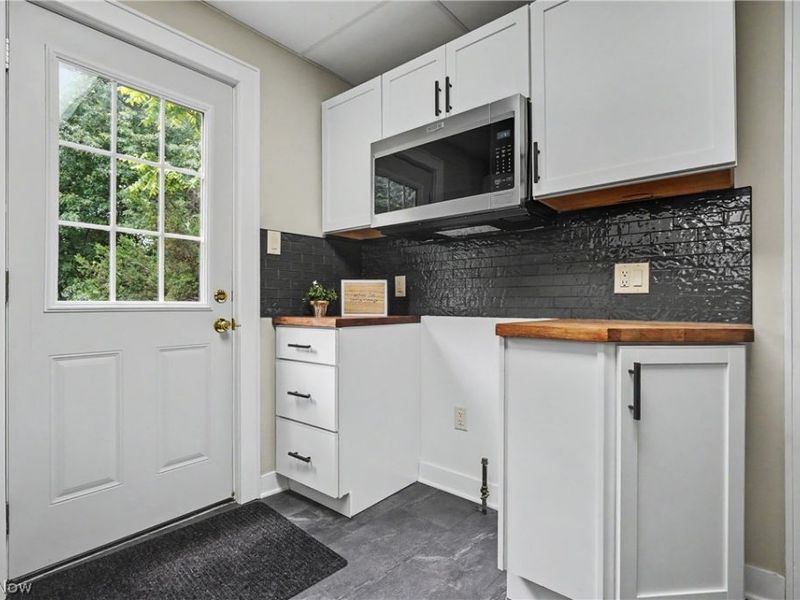 616 Tallmadge Road, Cuyahoga Falls, OH 44221 Photo 5