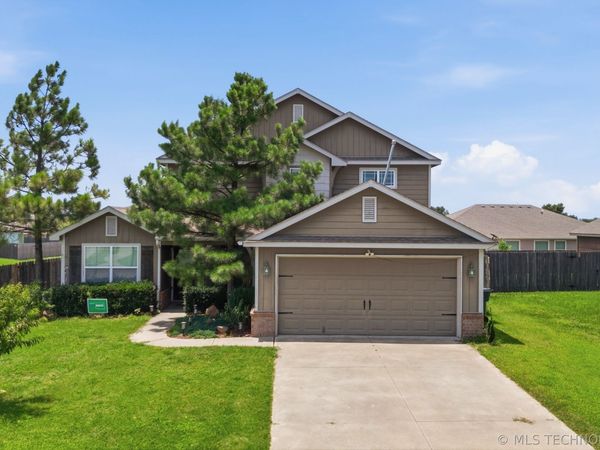 11040 N 119th Avenue E, Owasso, OK 74055