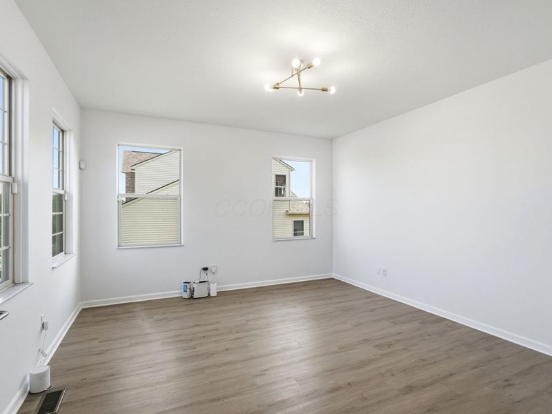 7576 Jenkins Drive , Canal Winchester, OH 43110 Photo 6