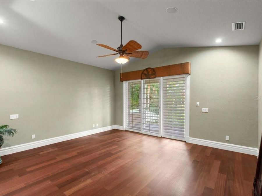 Property Image 81