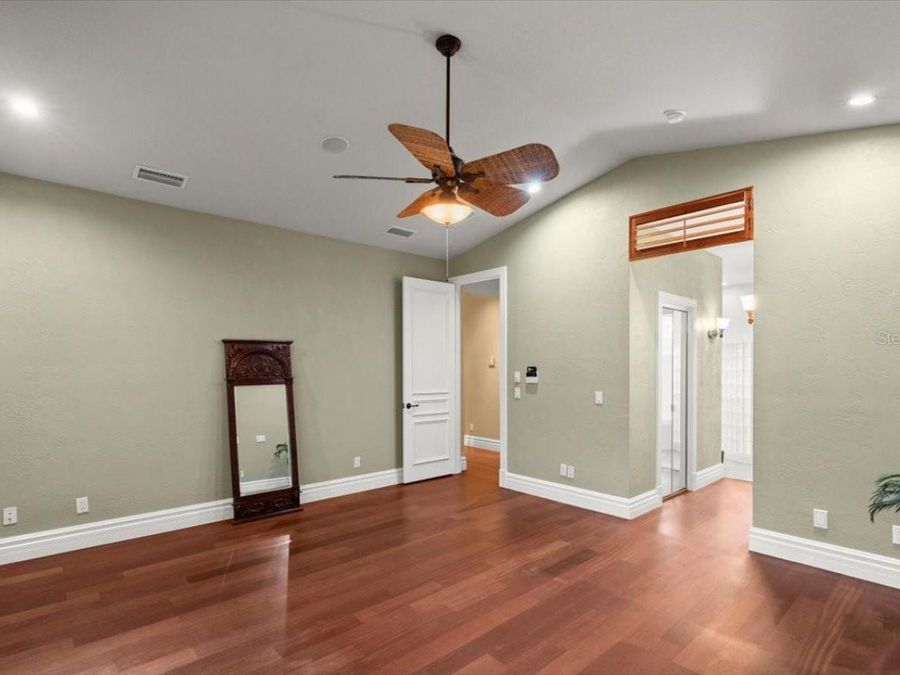 Property Image 82