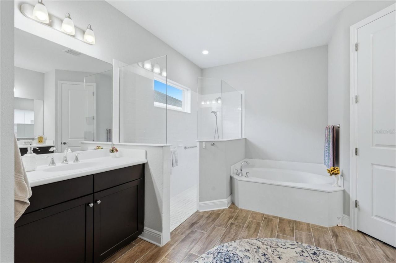 1109 Thornbury Drive, Parrish, FL 34219 Photo