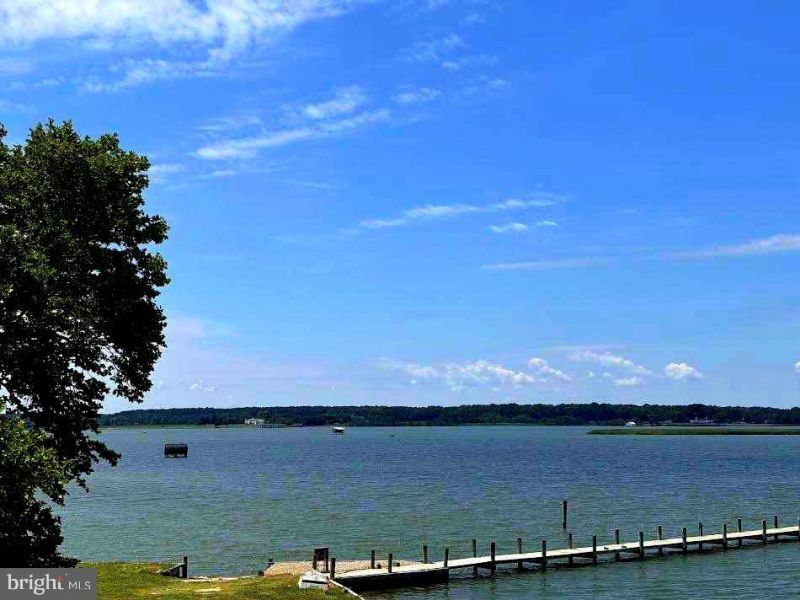 300 WOODS POINT ROAD , CHESTER, MD 21619