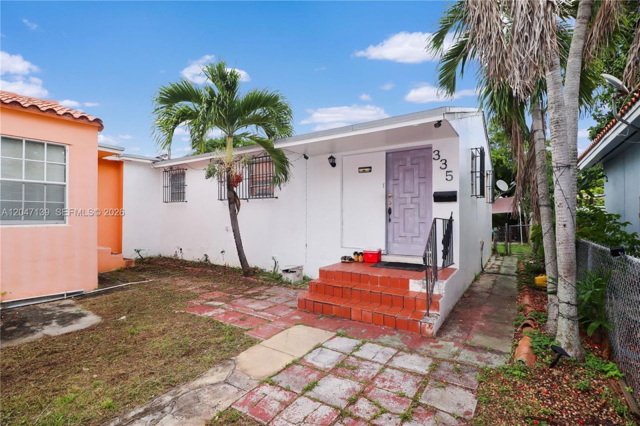 333 SW 30th Ave , Miami, FL 33135 Photo