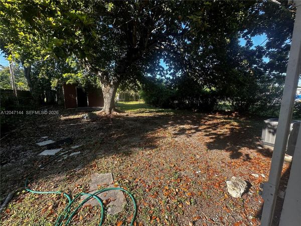 821 SW 2nd St , Florida City, FL 33034