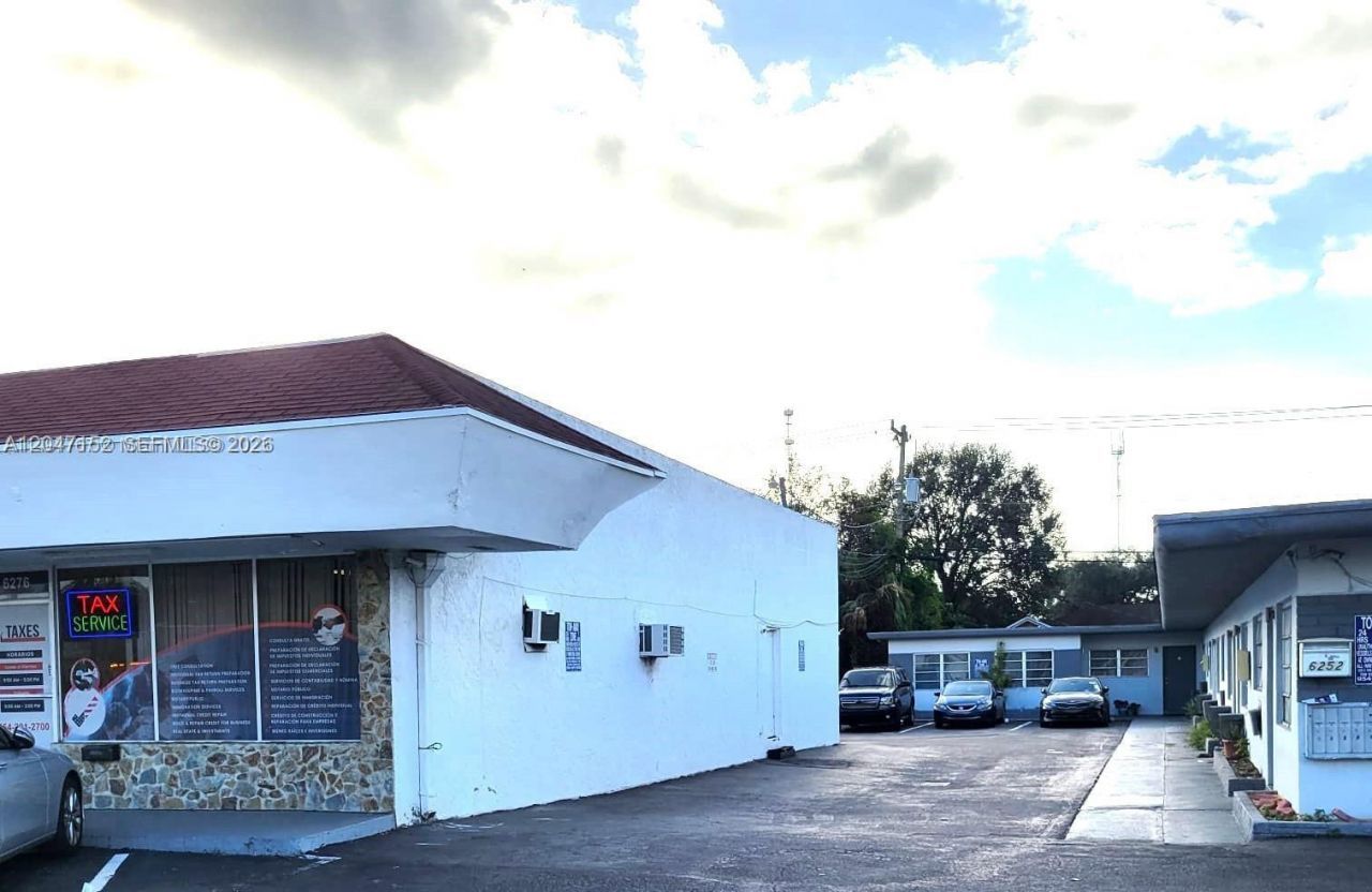 6300 Miramar Pkwy , Unit 4, Miramar, FL 33023 Photo