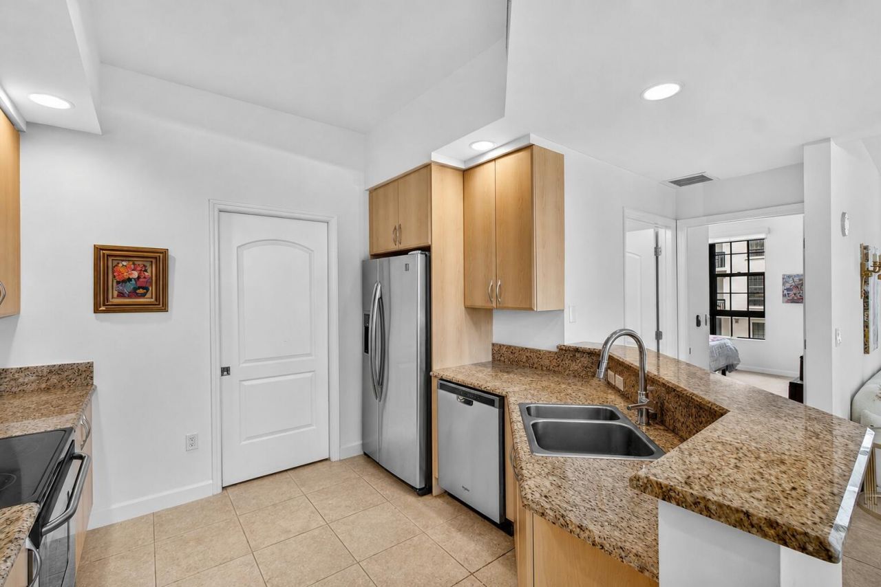 801 S Olive Avenue, Unit 1119, West Palm Beach, FL 33401 Photo