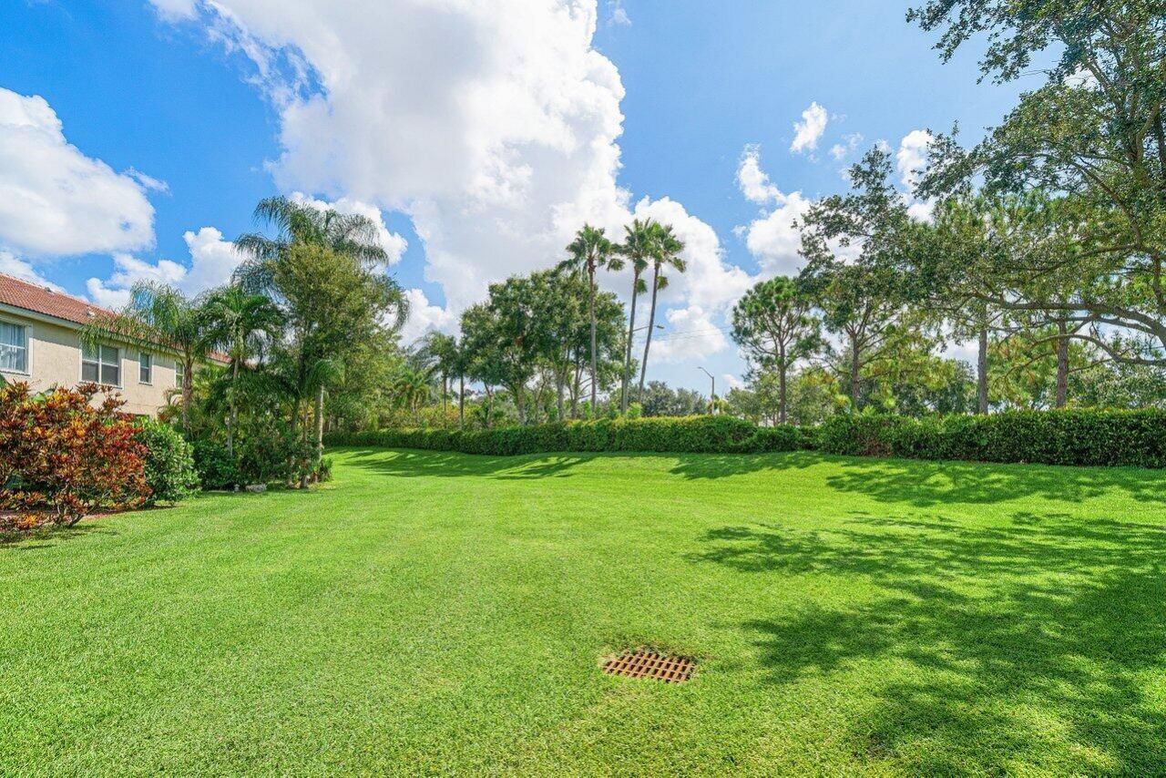 8080 Briantea Drive, Unit 8080, Boynton Beach, FL 33472 Photo