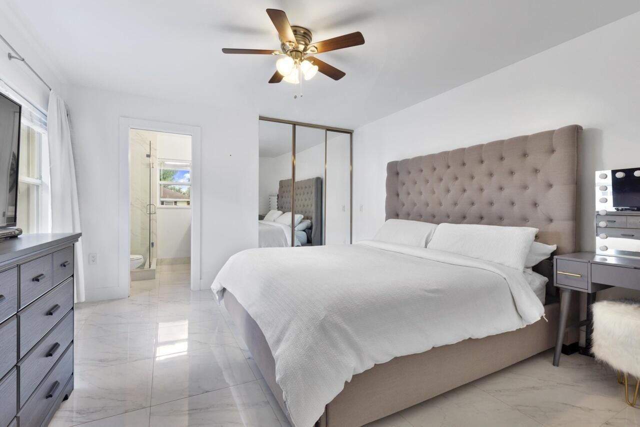 18 Amherst Court, Unit D, Royal Palm Beach, FL 33411 Photo
