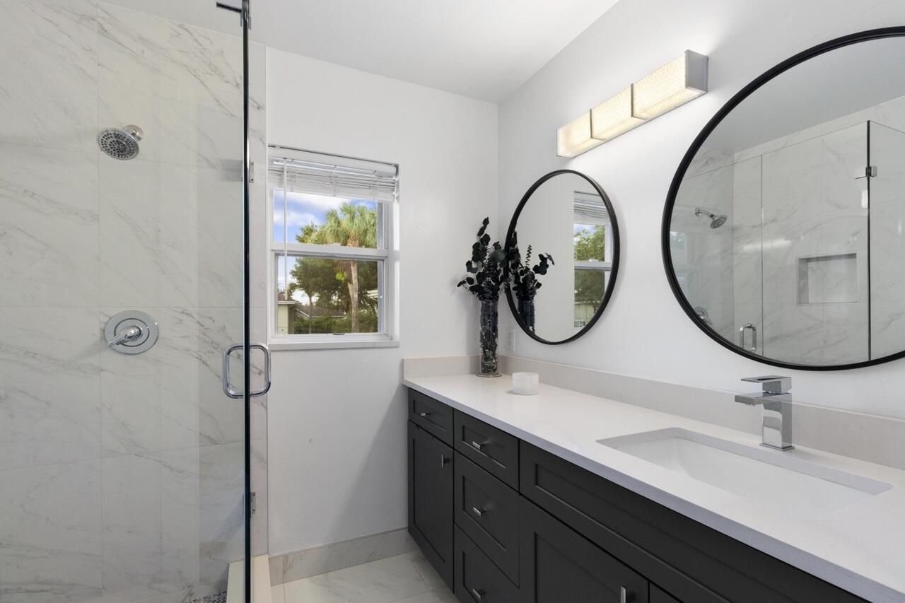 18 Amherst Court, Unit D, Royal Palm Beach, FL 33411 Photo