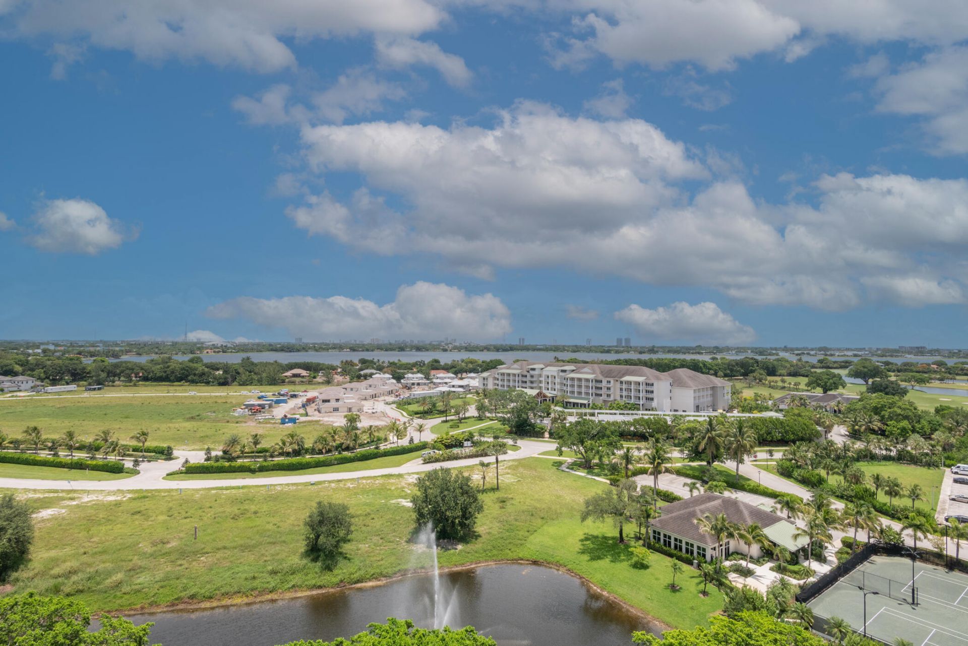 2450 Presidential Way, Unit 1405, West Palm Beach, FL 33401 Photo