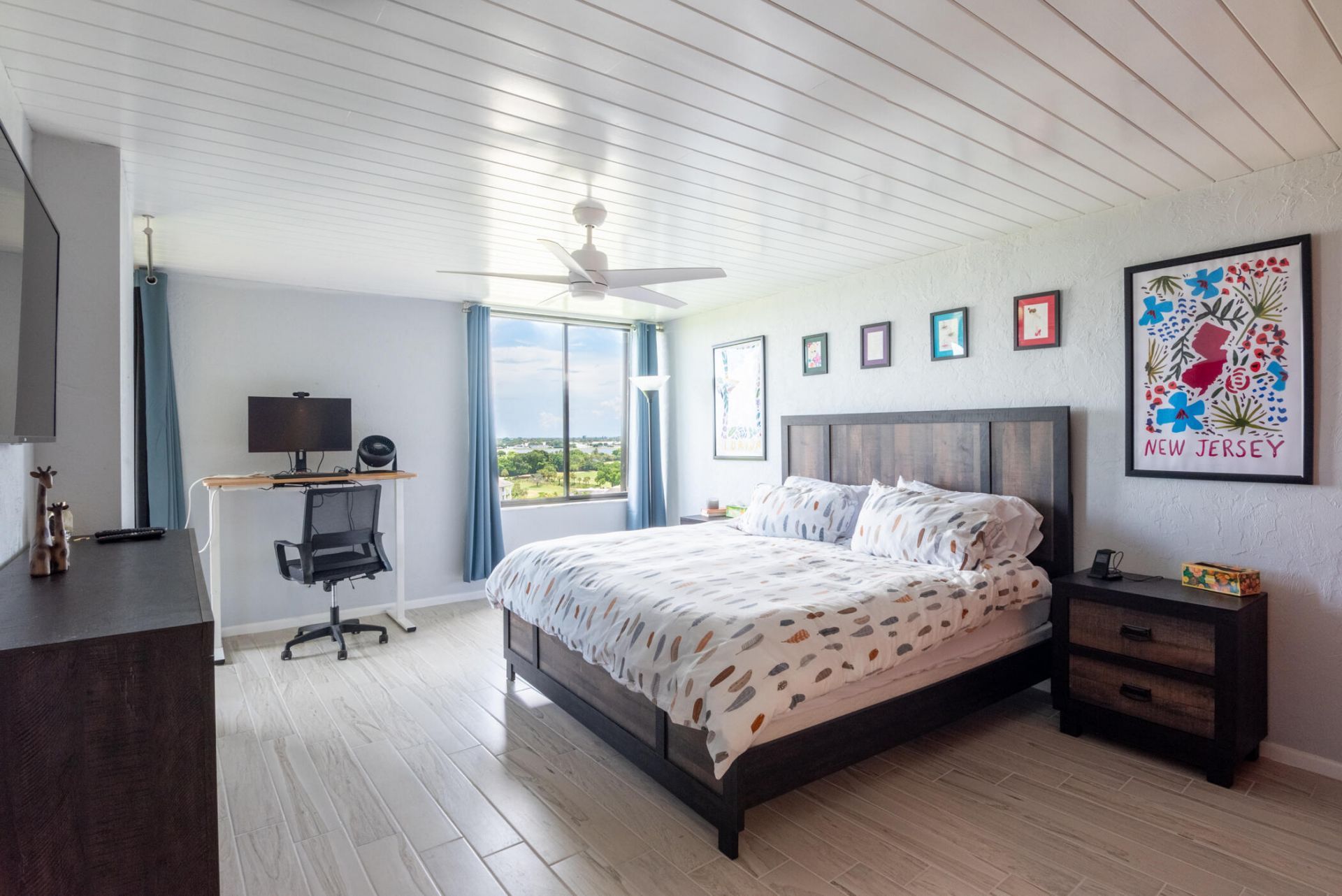 2450 Presidential Way, Unit 1405, West Palm Beach, FL 33401 Photo