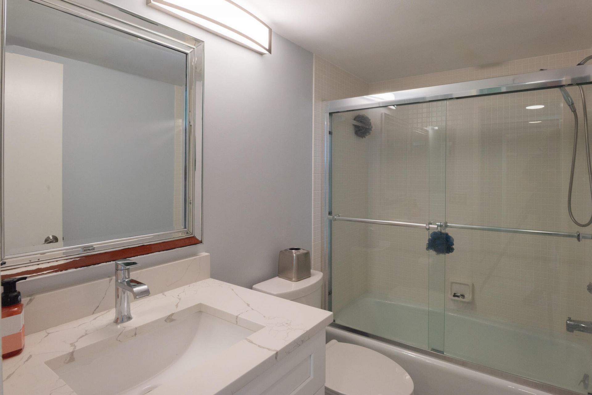 2450 Presidential Way, Unit 1405, West Palm Beach, FL 33401 Photo