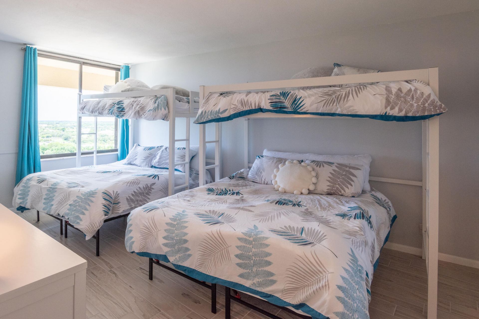 2450 Presidential Way, Unit 1405, West Palm Beach, FL 33401 Photo