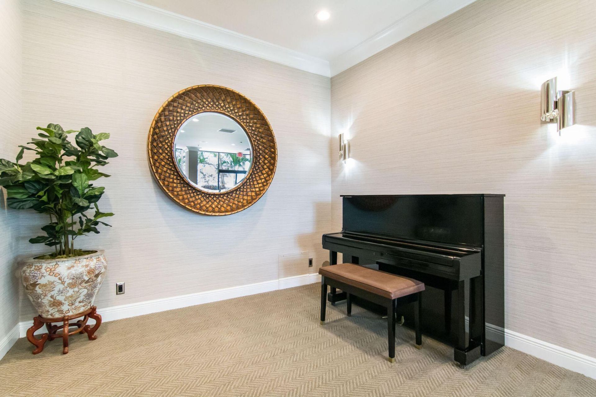2450 Presidential Way, Unit 1405, West Palm Beach, FL 33401 Photo