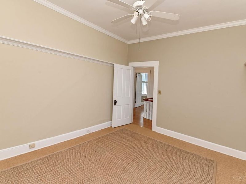 1234 Herschel Avenue, Cincinnati, OH 45208 Photo 29