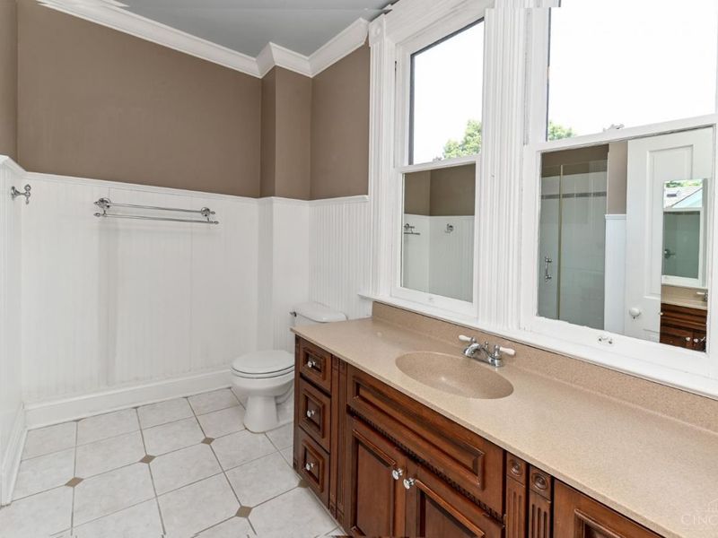 1234 Herschel Avenue, Cincinnati, OH 45208 Photo 38