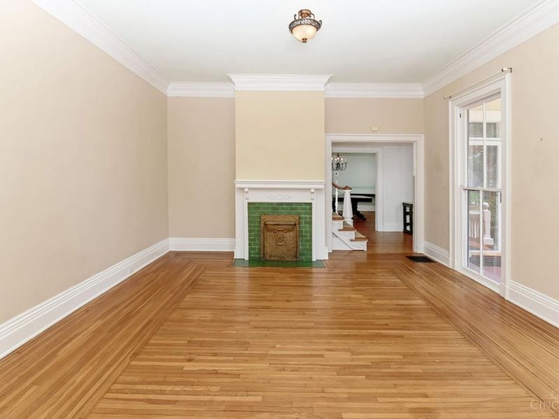 1234 Herschel Avenue, Cincinnati, OH 45208 Photo 4