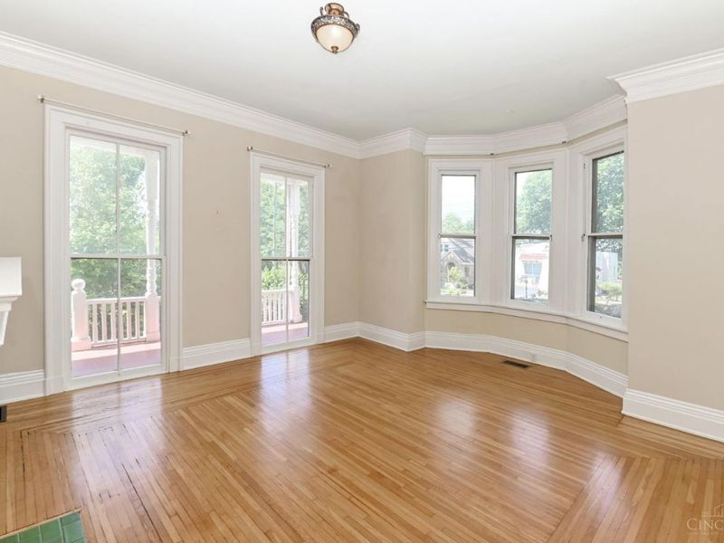 1234 Herschel Avenue, Cincinnati, OH 45208 Photo 5