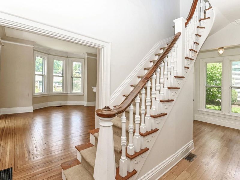 1234 Herschel Avenue, Cincinnati, OH 45208 Photo 7