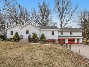 2854 Oak Street, Stevensville, MI 49127