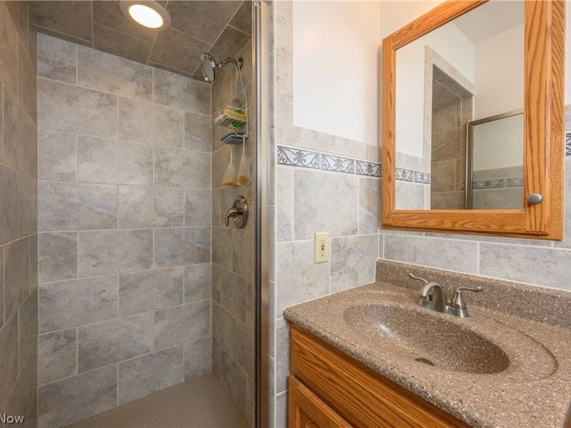 3820 Valley Drive, Norton, OH 44203 Photo 11