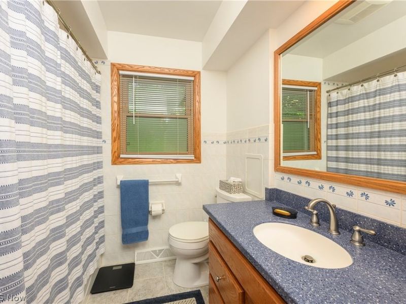 3820 Valley Drive, Norton, OH 44203 Photo 8