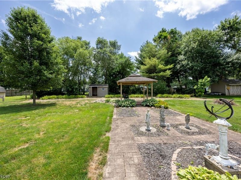 11936 Patroon Circle NW, Canal Fulton, OH 44614 Photo 24