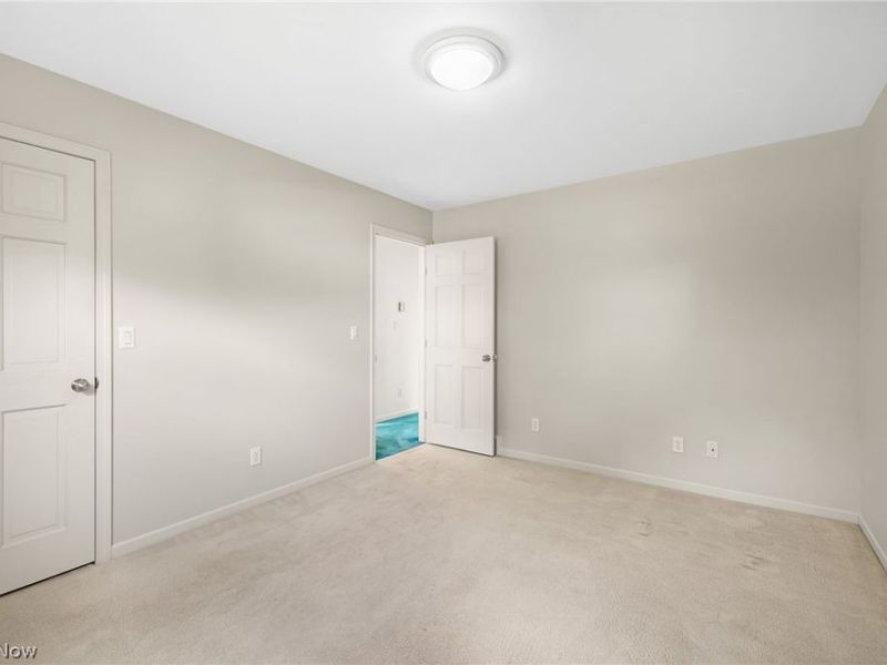 4089 Addison Avenue NE, Louisville, OH 44641 Photo 18