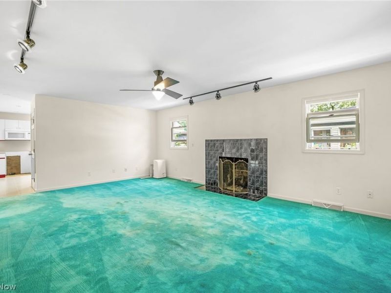 4089 Addison Avenue NE, Louisville, OH 44641 Photo 7