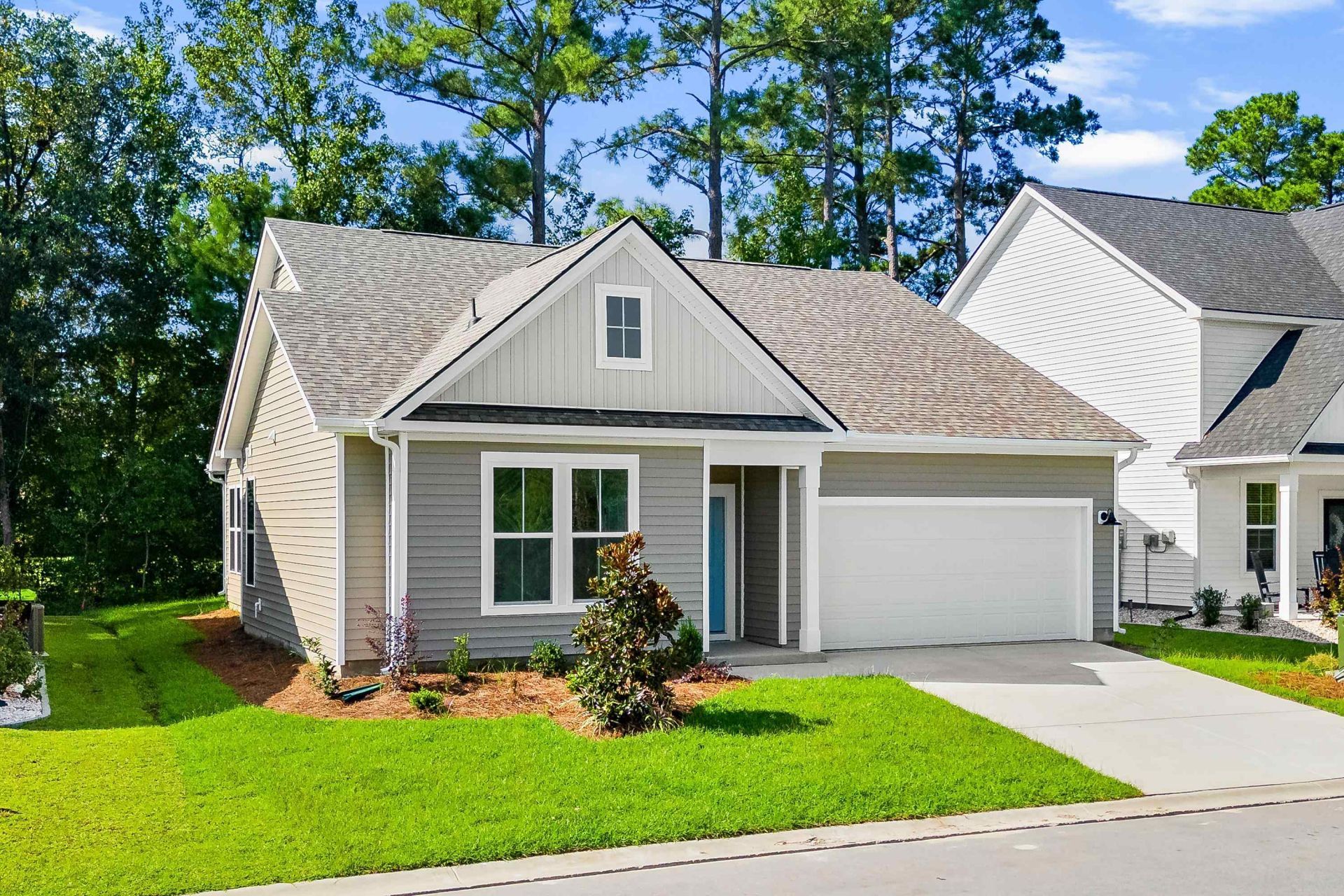 809 Sun Colony Blvd. Photo 4
