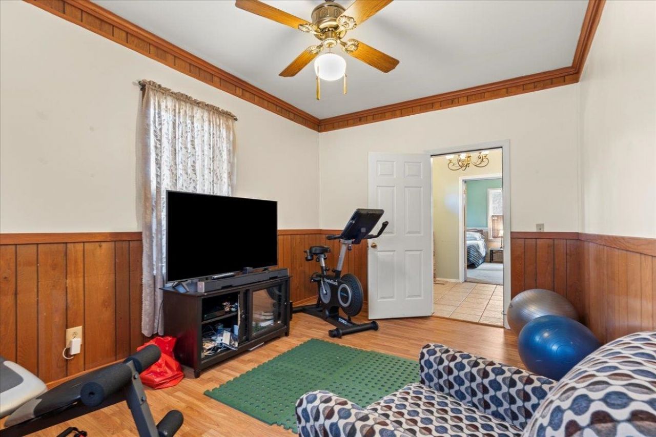 706 Poor Farm Rd.  Photo 23