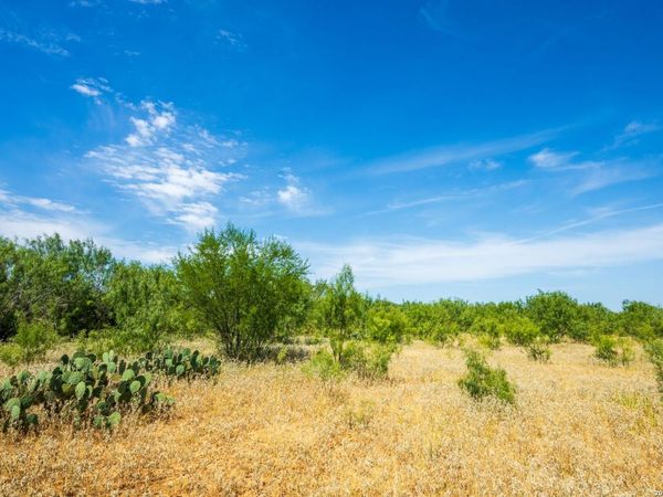FM2200 2200, Yancey, TX 78886