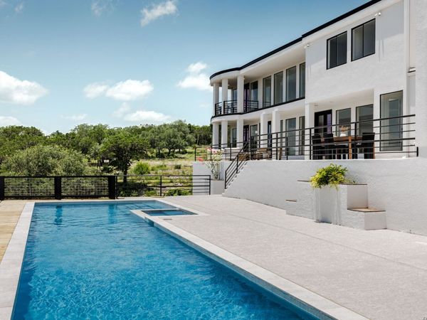 22719 E Range, San Antonio, TX 78255