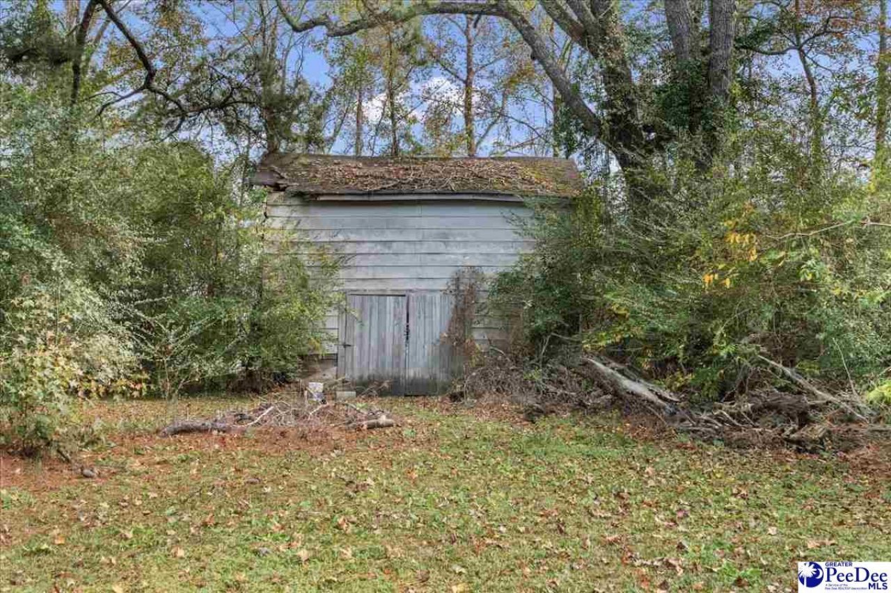 706 Poor Farm Rd Photo 32
