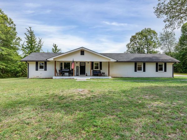 4358 New Manchester Hwy , Tullahoma, TN 37388