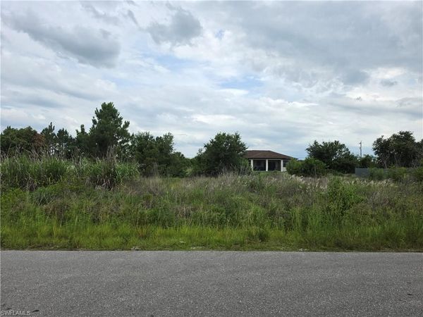4011 3rd ST SW, LEHIGH ACRES, FL 33976
