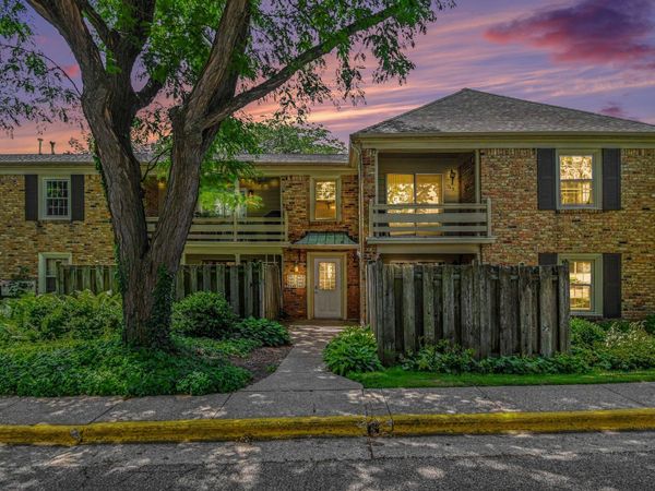 2421 Abbington Drive SE, Unit 30, Grand Rapids, MI 49506