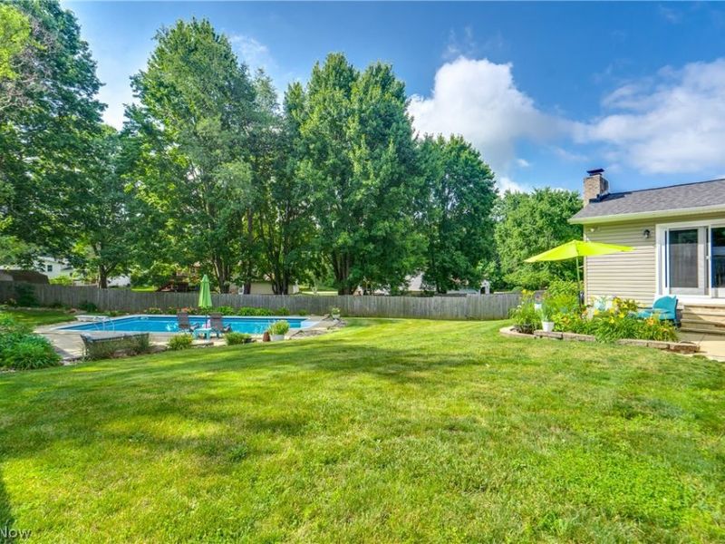 13452 Sunflower Avenue NW, Mogadore, OH 44260 Photo 27