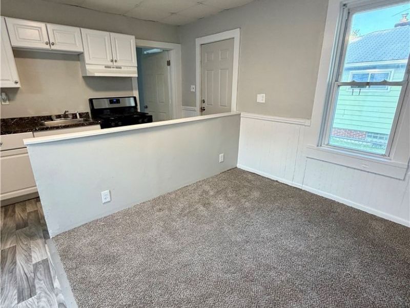 13210 Carrington Avenue, Cleveland, OH 44135 Photo 5