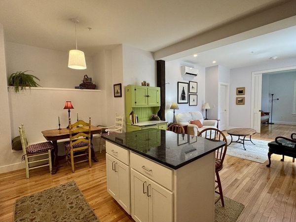 10 Deerfield Ave, Unit 9, Shelburne, MA 01370