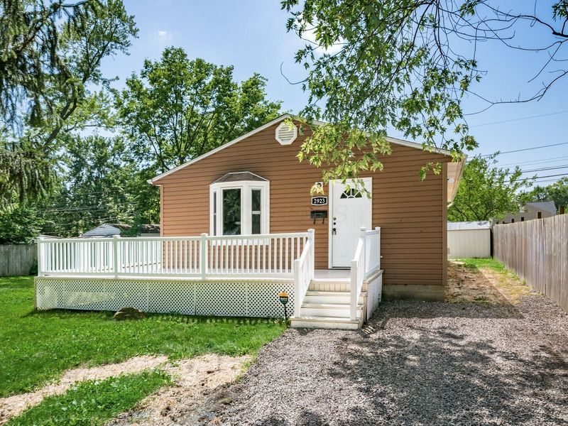 2923 Howey Road , Columbus, OH 43224 Photo 1