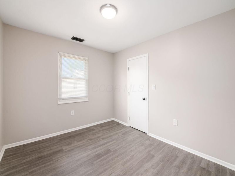 2923 Howey Road , Columbus, OH 43224 Photo 17