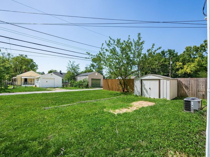 2923 Howey Road , Columbus, OH 43224 Photo 22