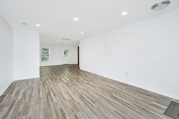 142 Avalon Road photo 4