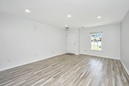 142 Avalon Road photo 4