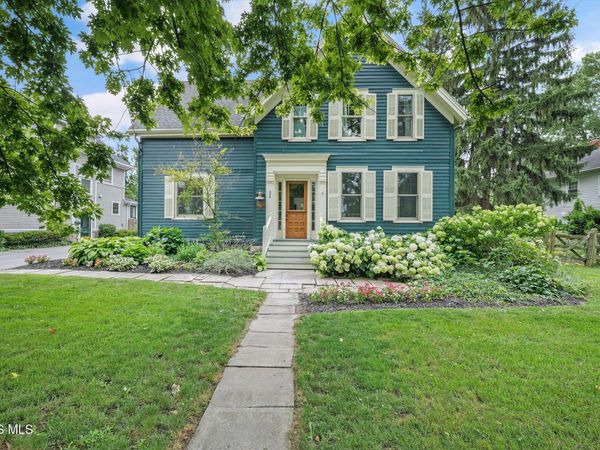 326 W Front Street, Perrysburg, OH 43551